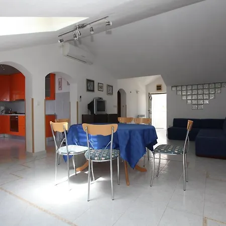 Apartment Orange Hvar Апартаменты *